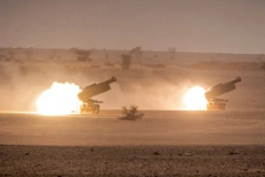 Mỹ vô hiệu hóa HIMARS và làm mù Patriot