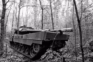 Ukraine đã mất 90% số xe tăng hạng nặng Stridsvagn 122