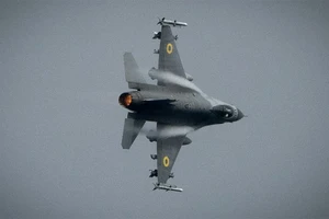 Tiêm kích F-16 bắt đầu được sử dụng tấn công khu vực Kursk