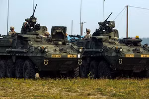 Ukraine sẽ nhận thiết giáp Stryker 'gần như miễn phí' nếu Ba Lan từ chối?