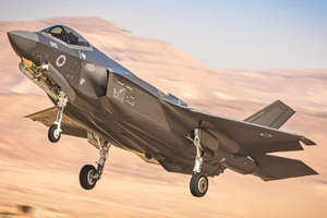 Sự thực 20 tiêm kích F-35I Adir bị tên lửa Iran phá hủy