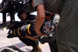 Tên lửa chống tăng trở thành 'sát thủ' máy bay không người lái