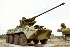 'Thiết giáp Frankenstein' từ thân xe từ BTR-80 mang tháp pháo lạ