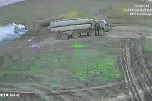 Hàng loạt tổ hợp phòng không S-400 và kho đạn tại Crimea bị phá hủy