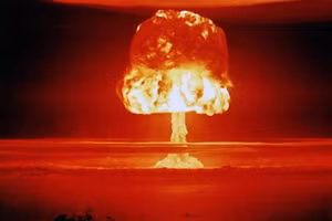 Mục đích thực của Nga khi kích hoạt chiến dịch thông tin 'bom hạt nhân Ukraine'