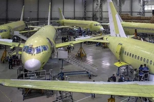 Bắt đầu thảo luận về việc sản xuất SSJ tại Ấn Độ