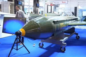 Lộ diện quốc gia bí ẩn sẽ nhận được 'mẹ của các loại bom'