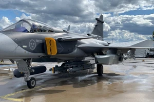 Tiêm kích Gripen tấn công cực mạnh nhờ tên lửa Taurus