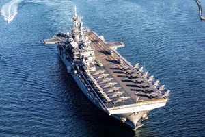 'Tàu sân bay tấn công nhanh' USS Tripoli của Mỹ đang tăng tốc hướng về Iran