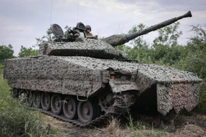 Xe chiến đấu bộ binh CV90 được quảng cáo rầm rộ không thể tạo ra bước ngoặt