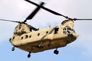 1 tỷ USD cho... 6 máy bay trực thăng Chinook