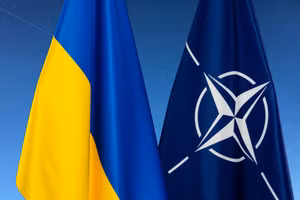 Mỹ sẽ mời Ukraine vào NATO nếu bà Harris thắng cử?