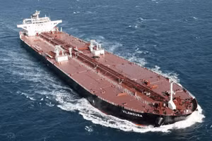 Vụ nổ lớn ở Libya vô hiệu hóa siêu tàu chở dầu đang vào cảng Nga