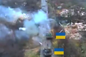 2 xe tăng của Lữ đoàn Sắt tiến hành cuộc càn quét ở vùng Kharkiv