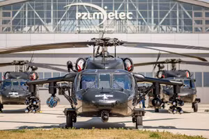 Ba Lan từ chối mua 32 trực thăng Black Hawk do chính nước này sản xuất