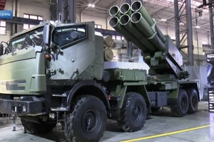 Tổng thống Putin kiểm tra hệ thống tên lửa phóng loạt Sarma mới nhất