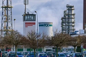 Tài sản của Lukoil gây ra cuộc chiến ở nước ngoài