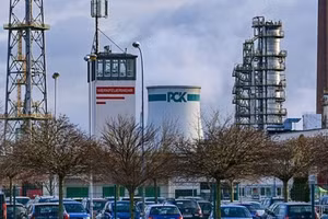 Tài sản của Lukoil gây ra cuộc chiến ở nước ngoài