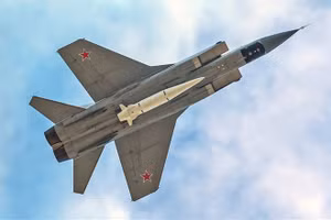 NATO cần công nghệ tối mật nào trên MiG-31 và Kinzhal?