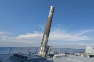 Thử tên lửa chống hạm hiếm gặp trên đất liền