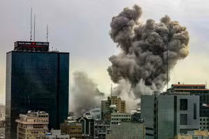 Chuyên gia Nga: Iran đối diện tình trạng diệt vong!?