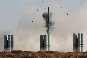 Lần đầu tiên tấn công bằng tên lửa mục tiêu RM-48U