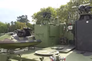 Tàu sông được trang bị xuồng không người lái và tích hợp khả năng chống UAV