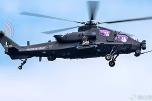 Lần đầu lộ diện trực thăng Z-10ME Trung Quốc bán cho đối tác đặc biệt