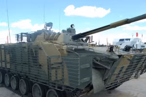 Binh sĩ nói về sức mạnh hỏa lực vượt trội của BMP-3