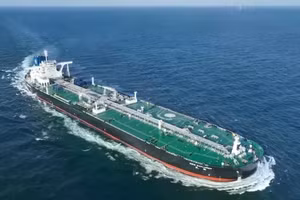 Trung Quốc cảnh báo đáp trả mạnh nếu Mỹ phong tỏa eo biển Hormuz 