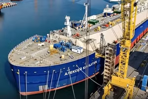 Tàu chở LNG phá băng đầu tiên hoàn thành thử nghiệm