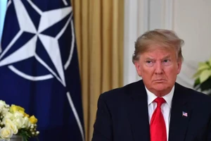 Ông Trump cân nhắc từ bỏ vai trò Tổng tư lệnh NATO của Mỹ tại Châu Âu