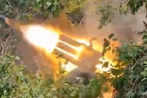 Lữ đoàn cận vệ tổng thống phá hủy Type 75 Triều Tiên lần đầu trong thực chiến