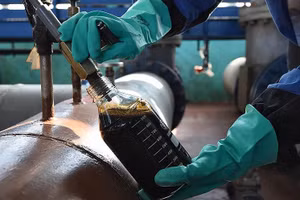 Các lệnh trừng phạt của Mỹ làm... tăng mạnh giá dầu Urals