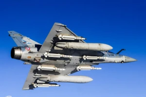 'Mirage 2000-5 thực hiện được nhiều điều mà F-16 bất lực'