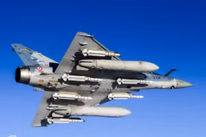 'Mirage 2000-5 thực hiện được nhiều điều mà F-16 bất lực'
