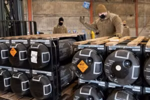 Mỹ lập tức cung cấp vũ khí cho chiến sự sau khi ký thỏa thuận tài nguyên