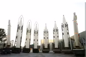 Iran phóng tên lửa tấn công căn cứ Mỹ thông qua vệ tinh Trung Quốc