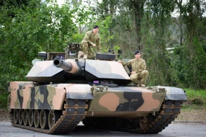 'Xe tăng M1A1 Abrams sắp nhận từ Australia kém xa T-72B3M, T-80BVM và T-90M'