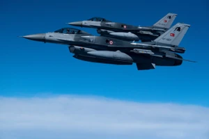 Thổ Nhĩ Kỳ điều tiêm kích chặn máy bay Israel tấn công Syria