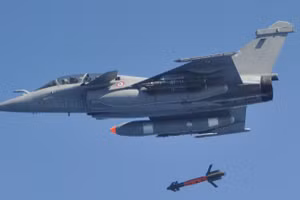 Safran sẵn sàng chuyển giao công nghệ sản xuất bom tầm xa AASM Hammer