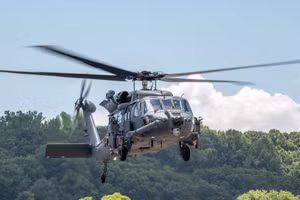 Mỹ gây sốc khi bán trực thăng đắt hơn cả F-16 đã qua sử dụng