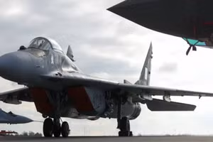 Đại sứ Nga cảnh báo chiến tranh nếu NATO bắn hạ máy bay