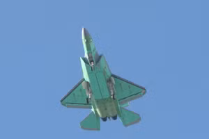 Tiêm kích J-35A đầu tiên dành cho Không quân Trung Quốc đã cất cánh