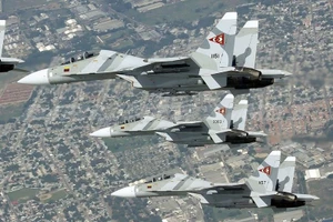 'Cặp bài trùng' S-300VM và Su-30MK2 giúp Venezuela bẻ gãy cuộc tấn công của Mỹ?