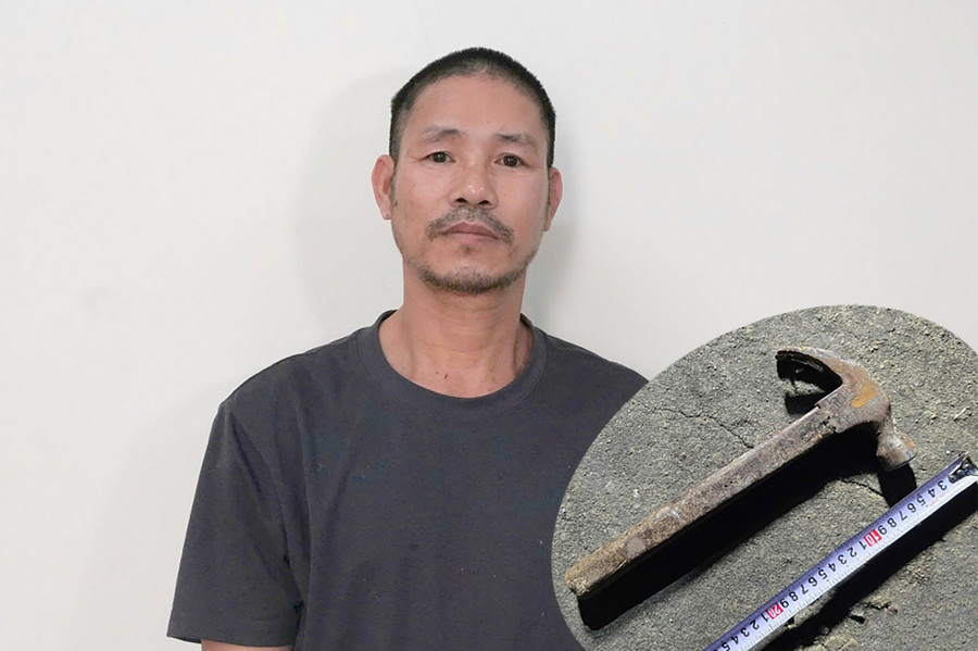 Phan Văn Thời và tang vật vụ án. (Ảnh: CANA)