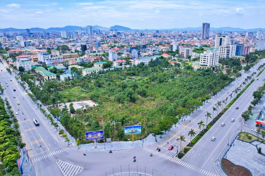 Khu đất HH-01 được đấu giá với giá khởi điểm hơn 824 tỷ đồng.