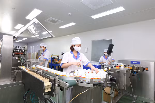 Sản phẩm được sản xuất tại nhà máy đạt chuẩn GMP - WHO Thuốc Y học cổ truyền