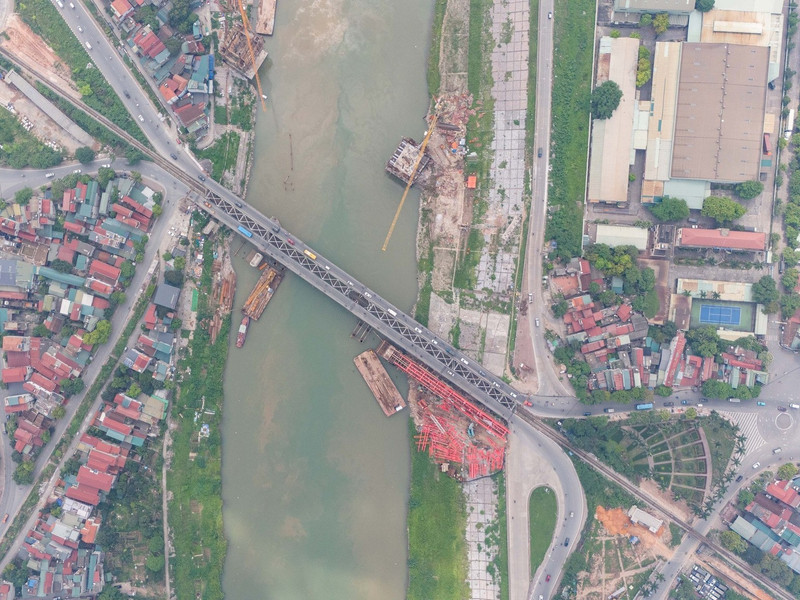 b8.jpg