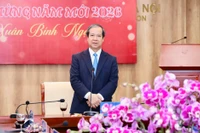 Bộ trưởng Nguyễn Kim Sơn chúc mừng năm mới 2026 cán bộ, viên chức, người lao động và người học Trường ĐH Sư phạm Hà Nội.